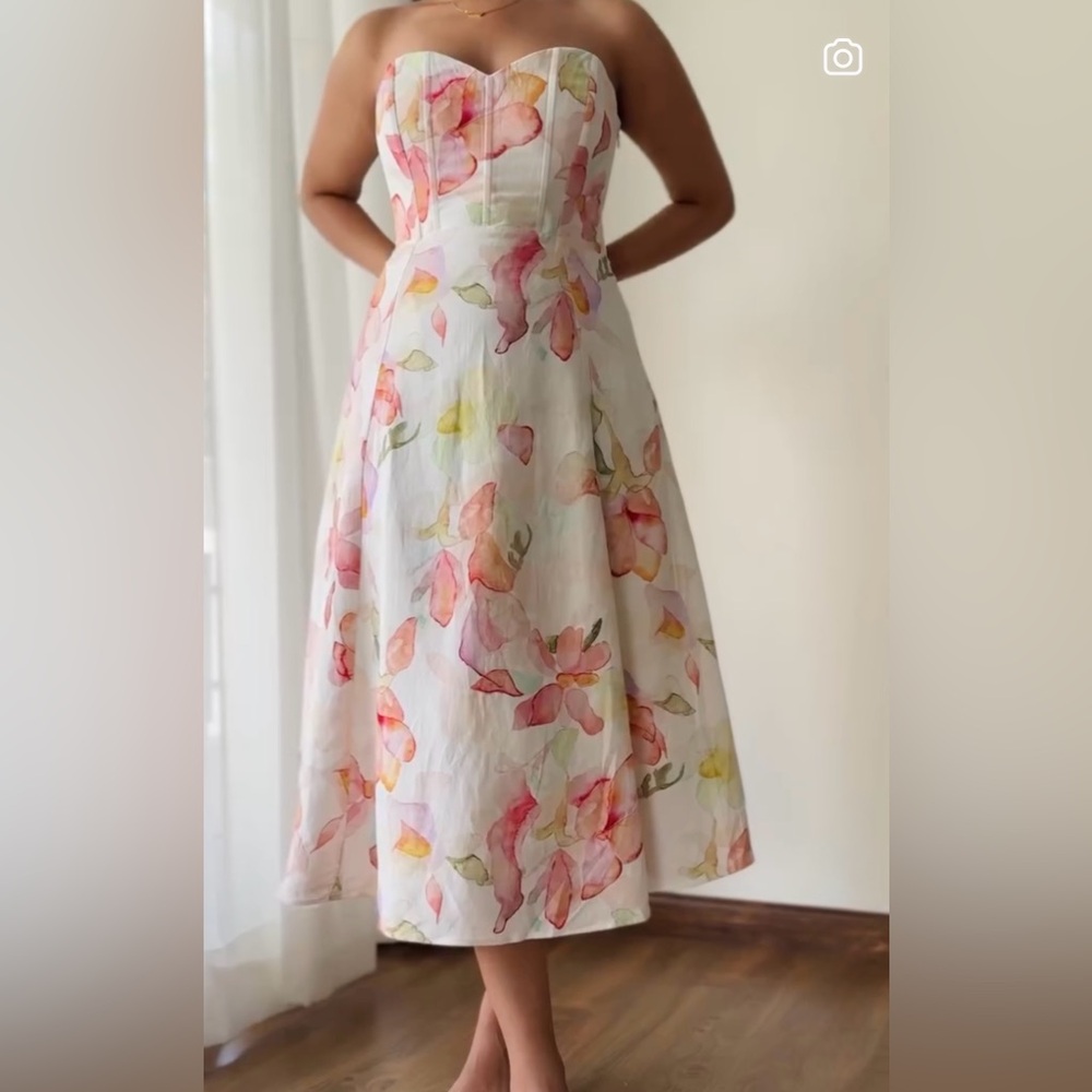 H&M Floral Linen blend sweetheart A-line dress